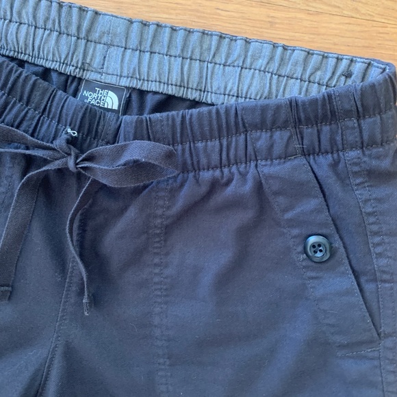 The North Face drawstring hiking shorts - Picture 3 of 4